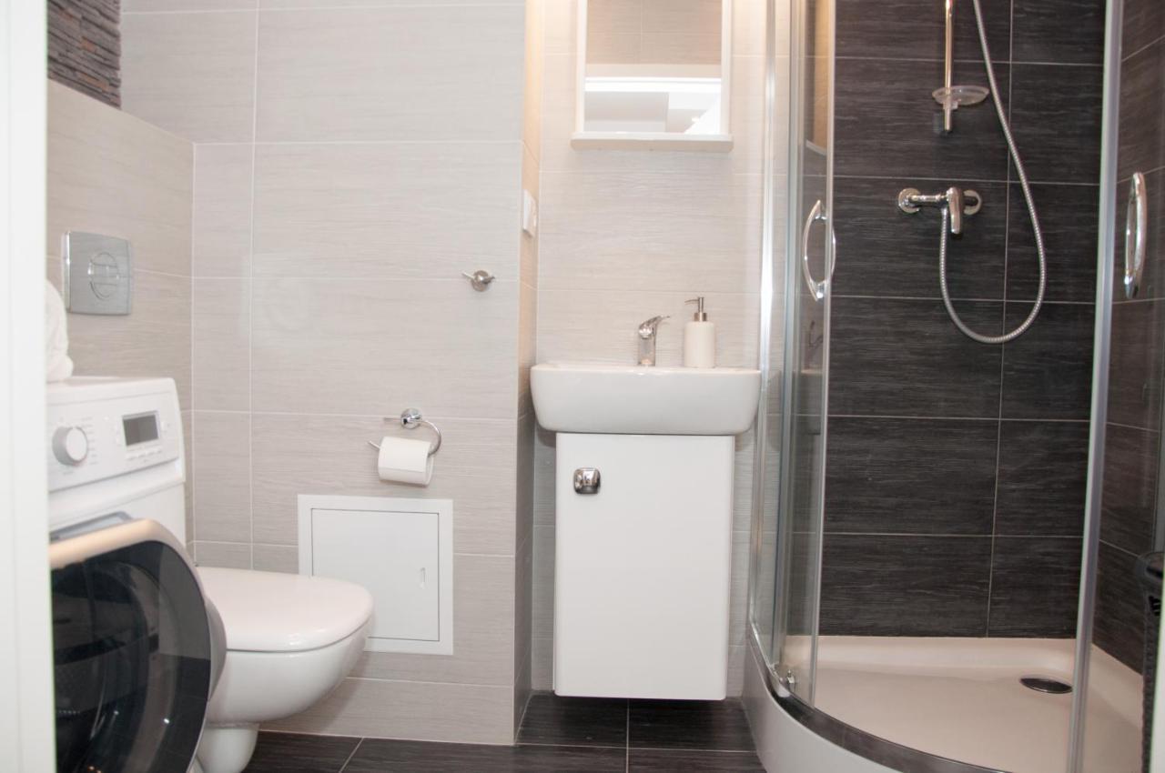 ורשה Apartament Obrzezna 3 Deluxe מראה חיצוני תמונה